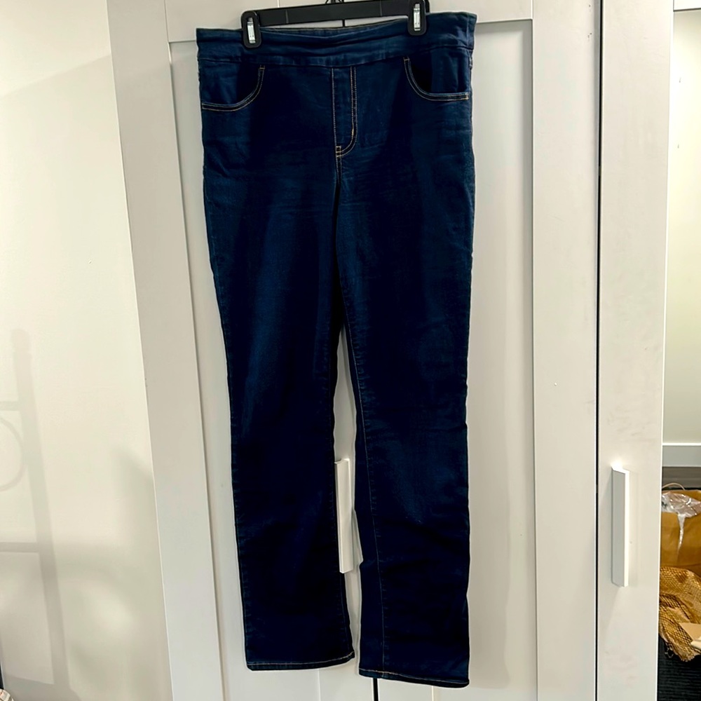 Reitmans comfort fit pull on straight leg jeans *tall*